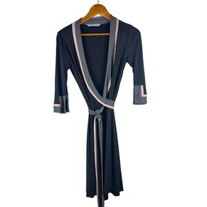 Diane Von Furstenberg Vintage Size 4 Gray Pink Wrap‎ Robe Loungewear Nightwear